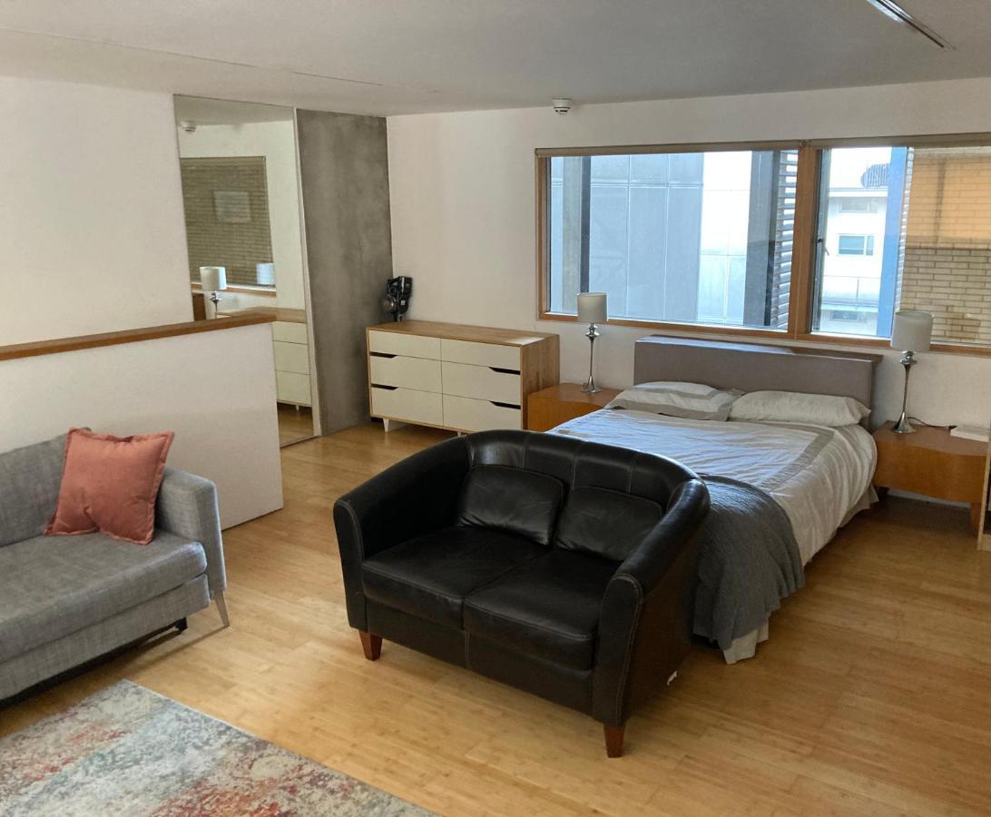 Appartamento Loft In Haggerston Londra Esterno foto